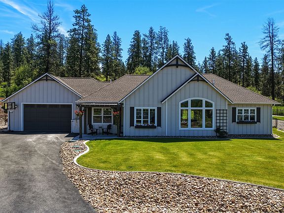 3rd image of 15157 Tyson Way