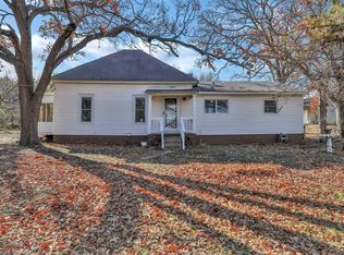 2158 Highway 166, Caney, KS 67333