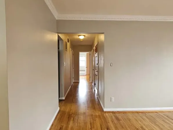 41-04 20th Road image 11 of 17