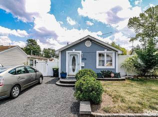 171 Hilltop Blvd, Keyport, NJ 07735