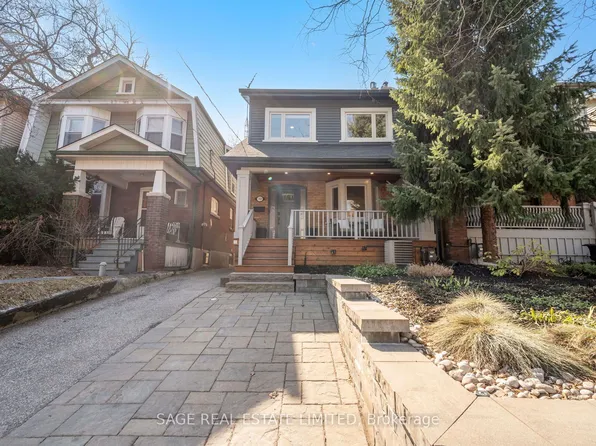 318 Durie St, Toronto, ON M6S 3G3