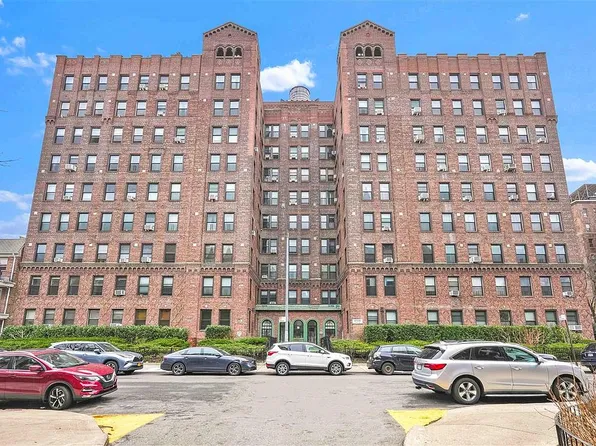 83-00 Talbot St #4G, Kew Gardens, NY 11415