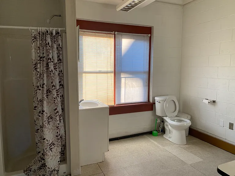 154 Minor St #2 — Photo 6