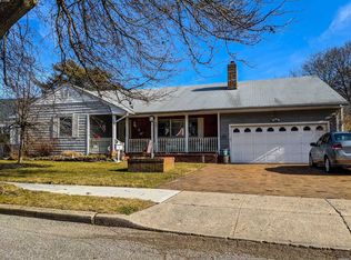 43 Nicoll Ave, Amityville, NY 11701