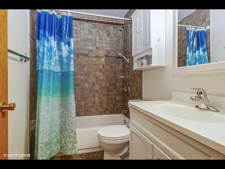 3479 S 66th St — Photo 2