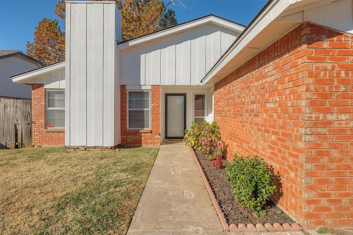 705 Crown Dr, Yukon, OK 73099 MLS 1088401 Zillow