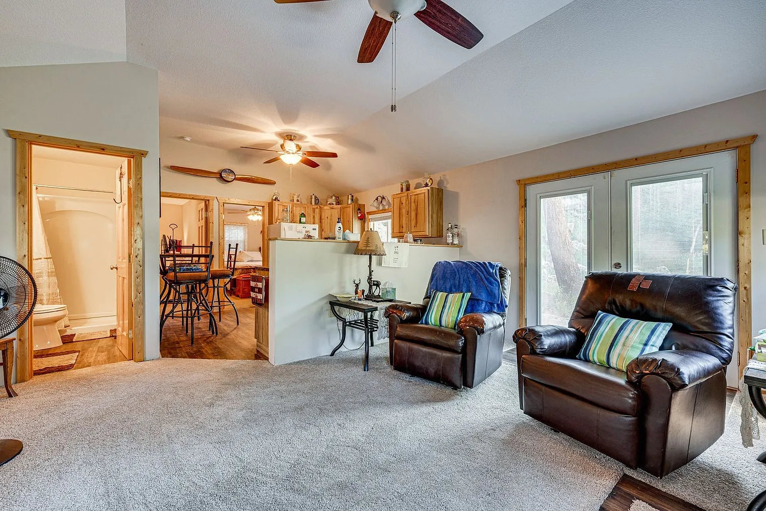 2 bed, 1.0 bath, 796 sqft, $2,559 — Photo 1