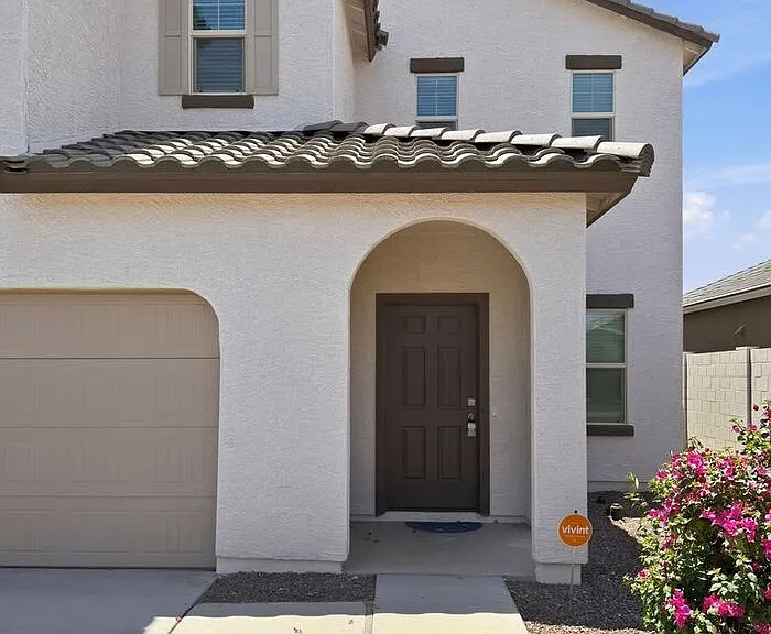 19575 W Annika Dr — Photo 3