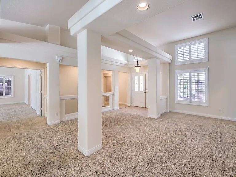 6299 Pale Pavilion Ave — Photo 6