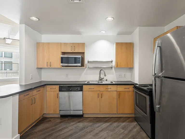 Chamber Lofts — Photo 42