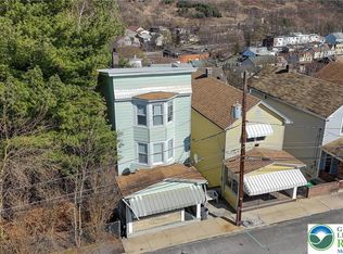 63 S Nescopec St, Tamaqua, PA 18252