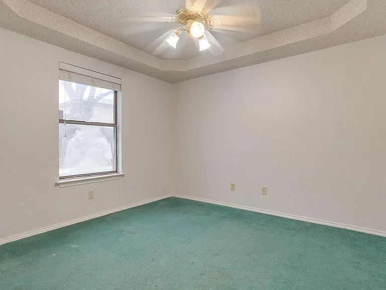 5629 Guadalajara Dr — Photo 35