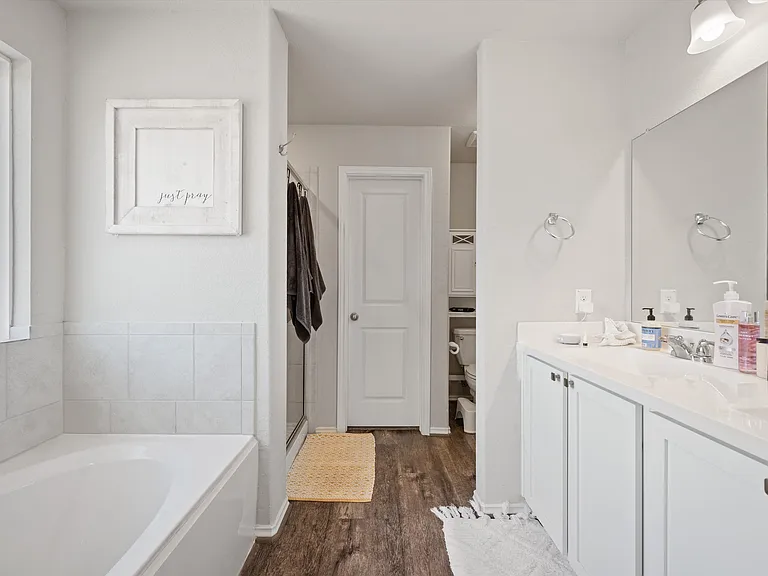 111 Meadow Path — Photo 18