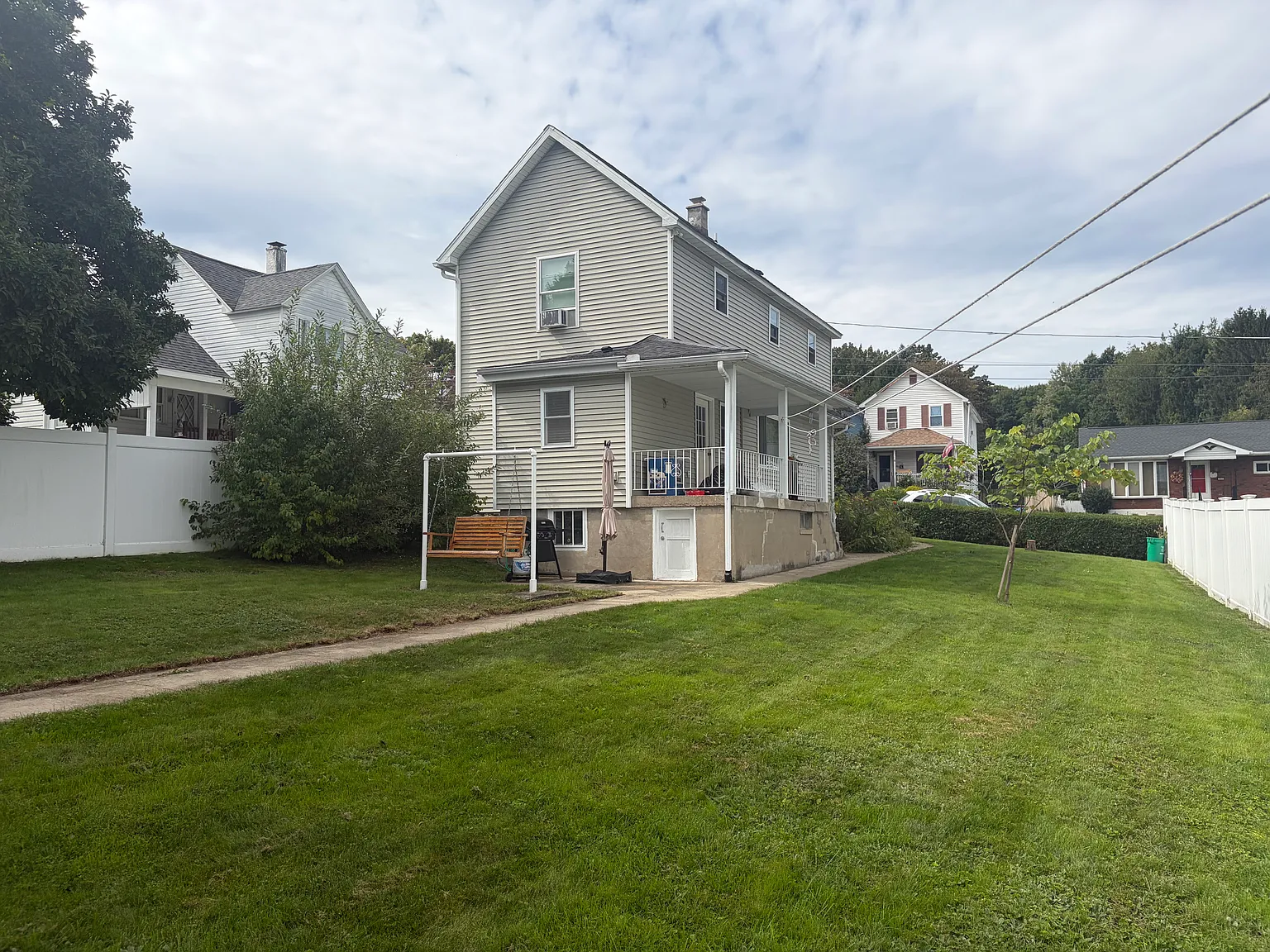 2 bed, 1.5 bath, $1,450 — Photo 3