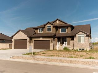2012 N 3300 W, Clinton, UT 84015