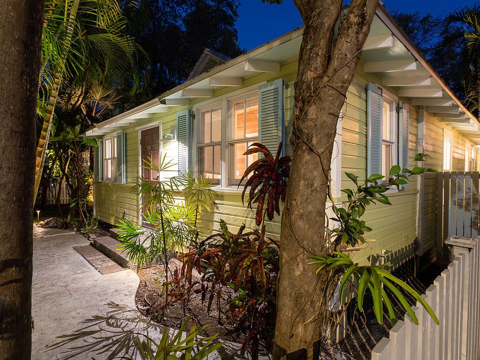 1st image of 1120 Seminary St