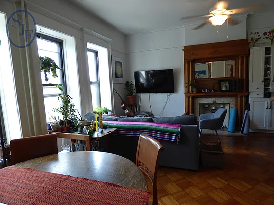 Rented by Suzanne J. Forrester Real Estate Brokerage LLC | media 18