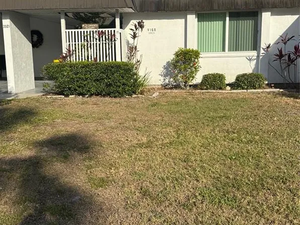 3921 Lakeside Rd #168, Sarasota, FL 34232