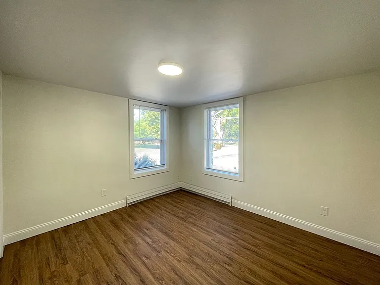 251 Pine St #101 — Photo 7