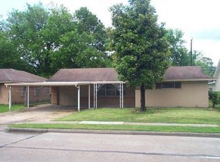 10310 Homestead Rd, Houston, TX 77016