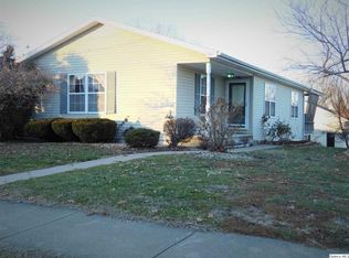 2527 Cherry St, Quincy, IL 62301