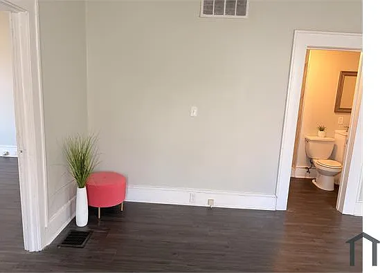 2722 Ensley 5 Points West Ave — Photo 4
