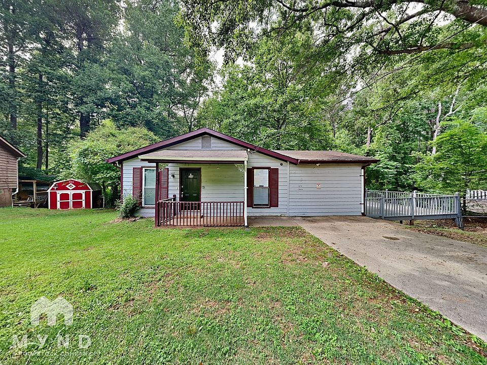 1st image of 294 Morris Dr SE