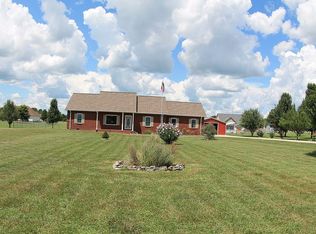 1998 Overland Dr, Chapel Hill, TN 37034