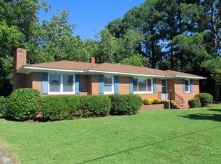 16160 Hillcrest Ave, Laurinburg, NC 28352