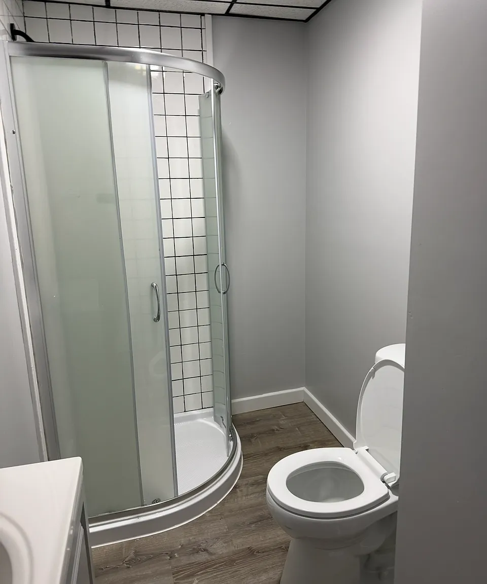 2 bed, 1000 sqft, $1,400 — Photo 4