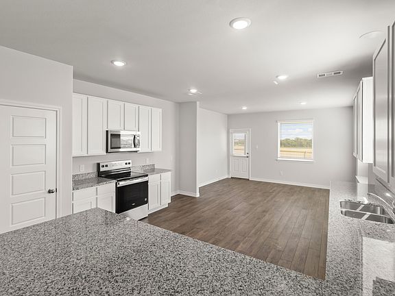 2nd image of 1009 Wind Drift Way