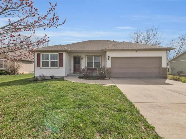 809 Hollis Ave, Belton, MO 64012