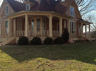 299 W Main St, Fordsville, KY 42343