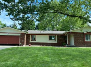 4052 Roamin Dr, Greenwood, IN