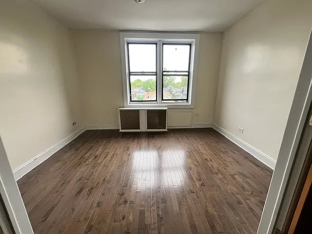 985 Ocean Ave #4A — Photo 4