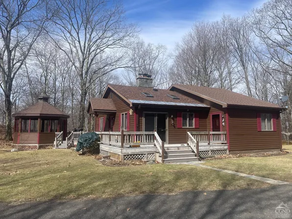 676 County Route 21, Hillsdale, NY 12529