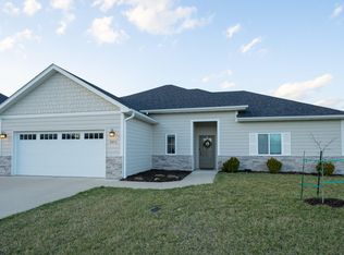 5971 W Tamarack Dr, Columbia, MO 65203