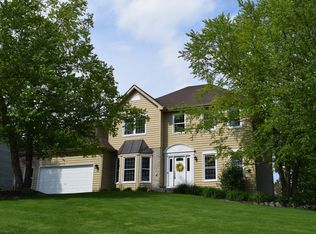 3516 Lakewood Dr, Crystal Lake, IL