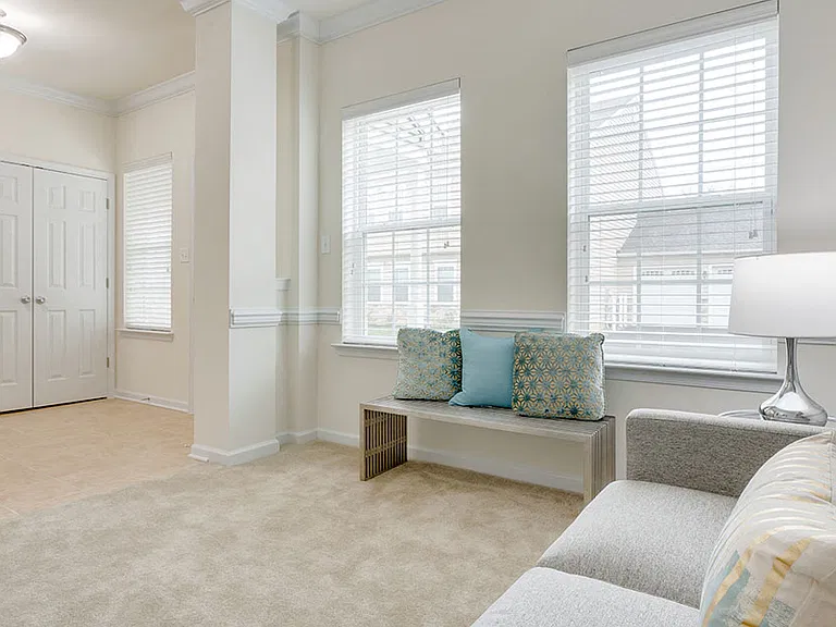 Dodson Court - Twin Homes — Photo 33