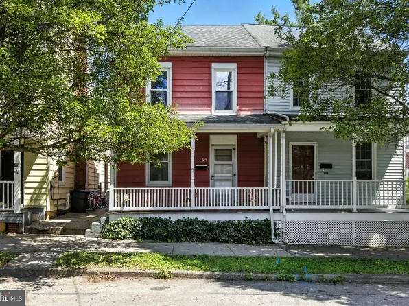 165 N Water St, Spring Grove, PA 17362