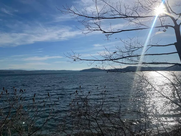 130 General Greene Road, Shelburne, VT 05482