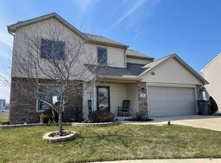 101 Tamarack Dr, Wakarusa, IN 46573