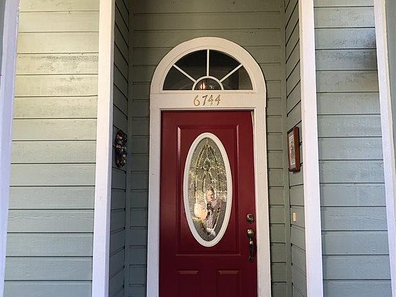 5th image of 6744 NW 36th Dr