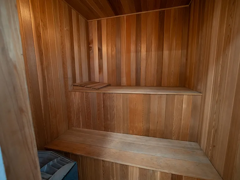 131 N Shore Dr — Photo 9