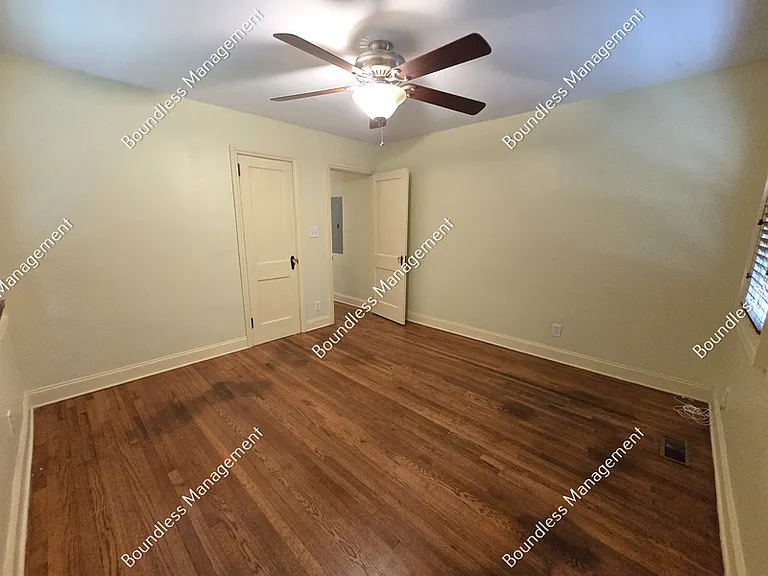 2533 Sylvan Rd — Photo 12