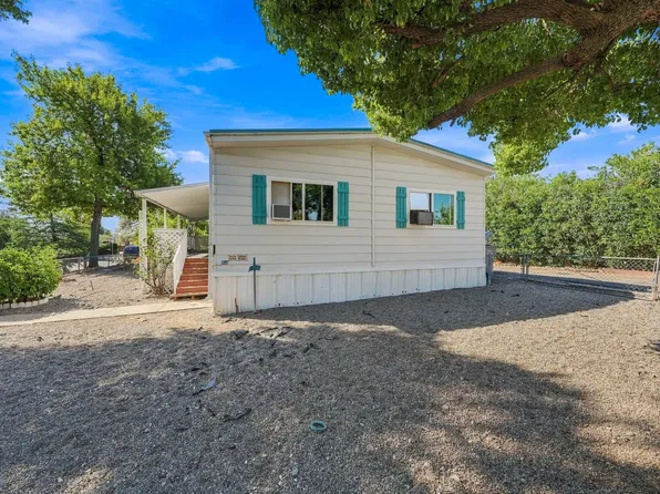 1030 Deerhaven Ct, Redding, CA 96003