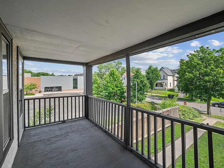 913 22nd Ave NE #FOUR PLEX — Photo 14