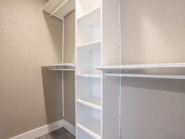 1939 Verbena St — Photo 42
