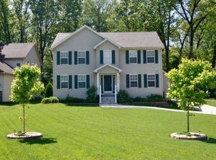 22415 Leewright Ave, Southfield, MI 48033