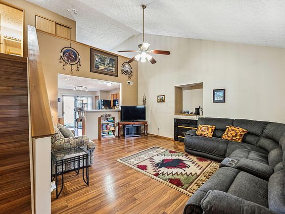 3rd image of 7742 Lupine Dr #151